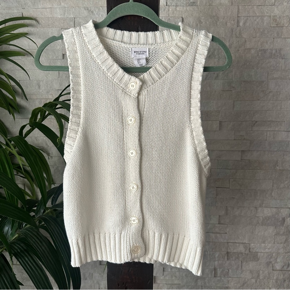 Song of Style by Aimee Song Cream Knit Sweater Button Down Vest Size Small